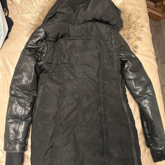 Rudsak - Mackage Kay Down Coat with Natural fur - Picture 7 of 9